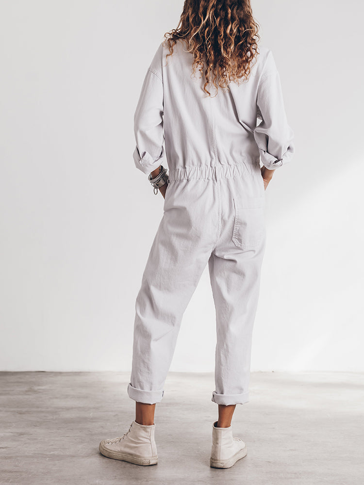 Combinaison ample pour femme avec boutons sur le devant