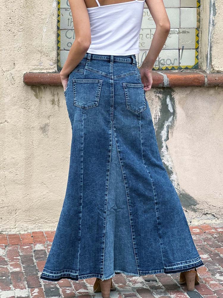 Gonna lunga svasata in denim di alta qualità, snellente e stretch