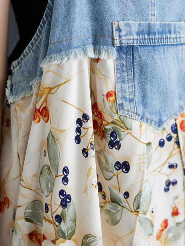 Abito salopette lungo in denim patchwork con stampa acquerello