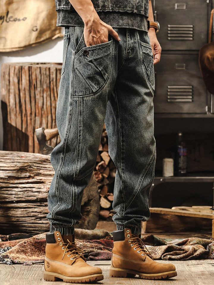 Herrenjeans mit weitem Bein, Vintage-Waschung und elastischen Beinabschlüssen
