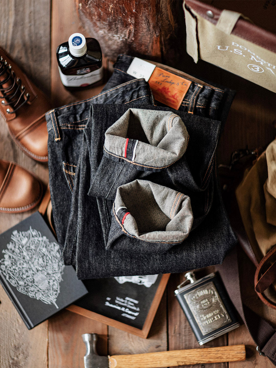 Jeans in denim con cimosa indaco da 14 once
