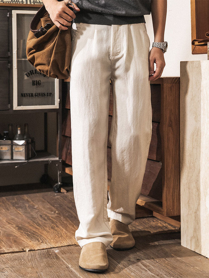 Lässige Herren-Freizeithose aus Lyocell-Leinen-Mischgewebe mit Bundfalten und geradem Bein