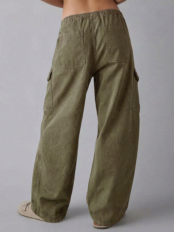 Pantaloni da donna a gamba larga e strutturata