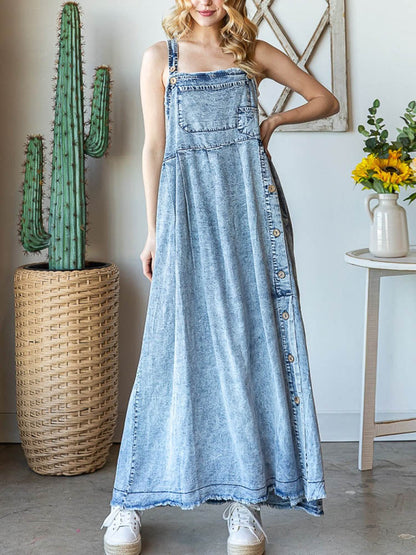 Latzkleid aus Mineral-Washed-Denim für Damen