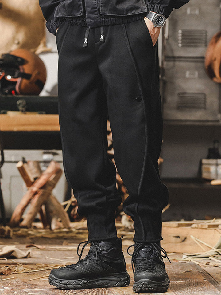 Herren-Jogginghose mit Knopfdetail und bequemem Bund