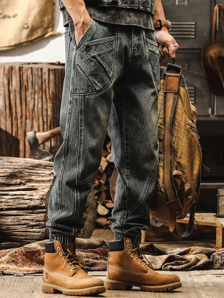 Herrenjeans mit weitem Bein, Vintage-Waschung und elastischen Beinabschlüssen