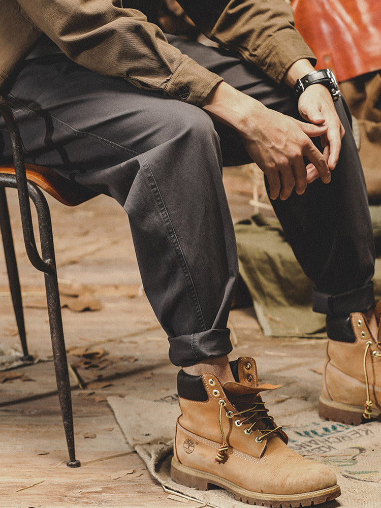 Herren Freizeithose aus 98% Baumwolle und 2% Elastan mit Kordelbund