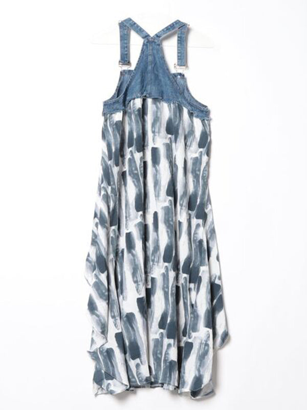 Abito salopette lungo in denim patchwork con stampa acquerello