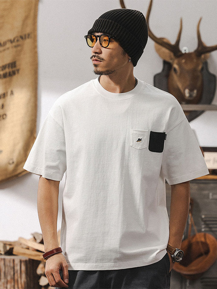 T-shirt da uomo a maniche corte con tasche a contrasto e vestibilità ampia

