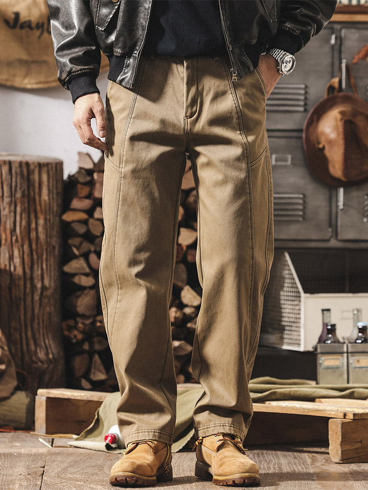Herrenhose aus 100 % Baumwolle mit weitem Bein und kontrastierenden Nähten im Retro-Stil