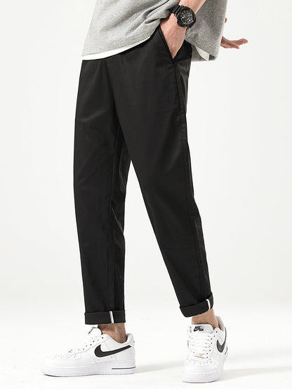 Lässige Herren-Freizeithose in Cropped-Passform
