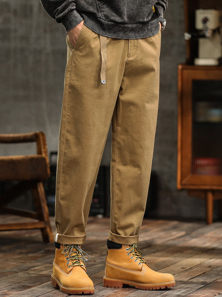 Pantaloni chino da uomo a pieghe, vestibilità comoda, con cintura