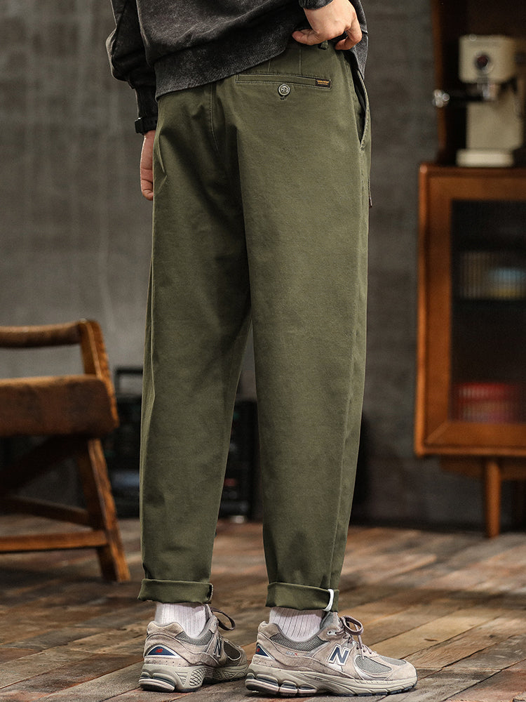 Pantaloni chino da uomo a pieghe, vestibilità comoda, con cintura