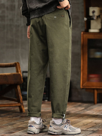Pantaloni chino da uomo a pieghe, vestibilità comoda, con cintura