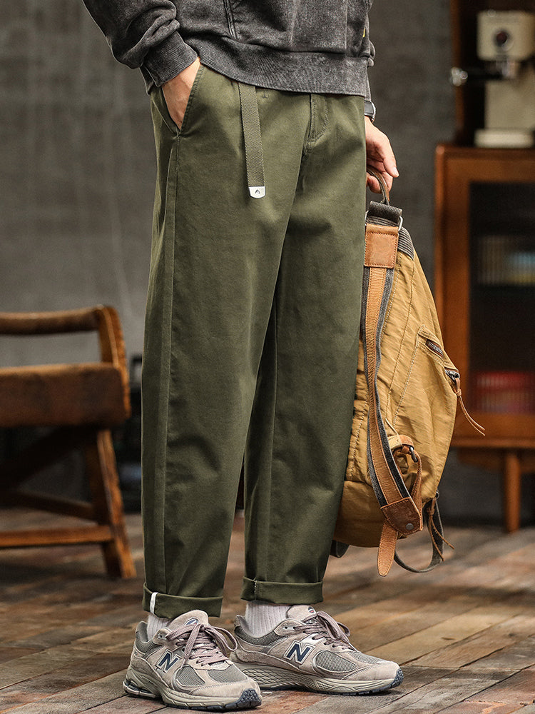 Pantaloni chino da uomo a pieghe, vestibilità comoda, con cintura