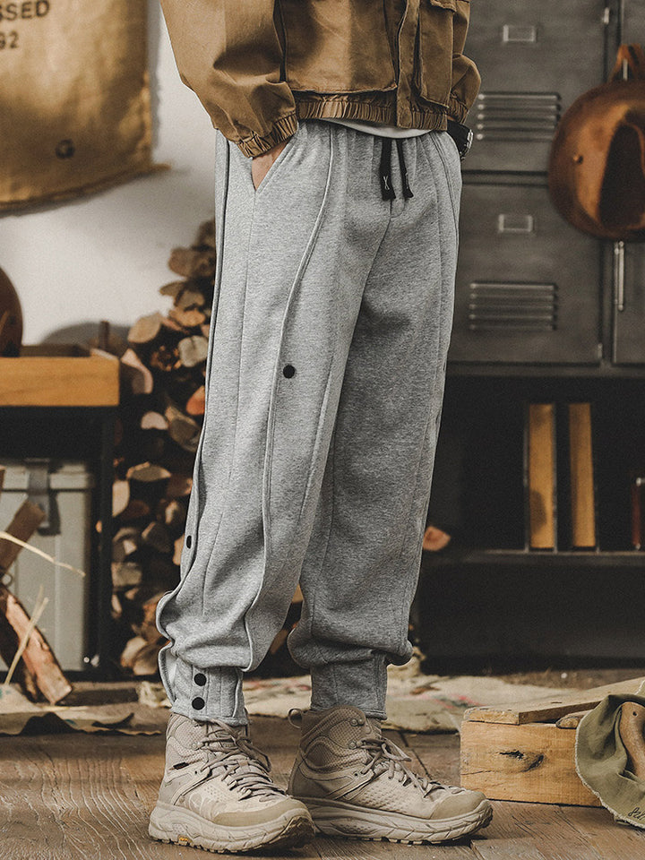 Herren-Jogginghose mit Knopfdetail und bequemem Bund