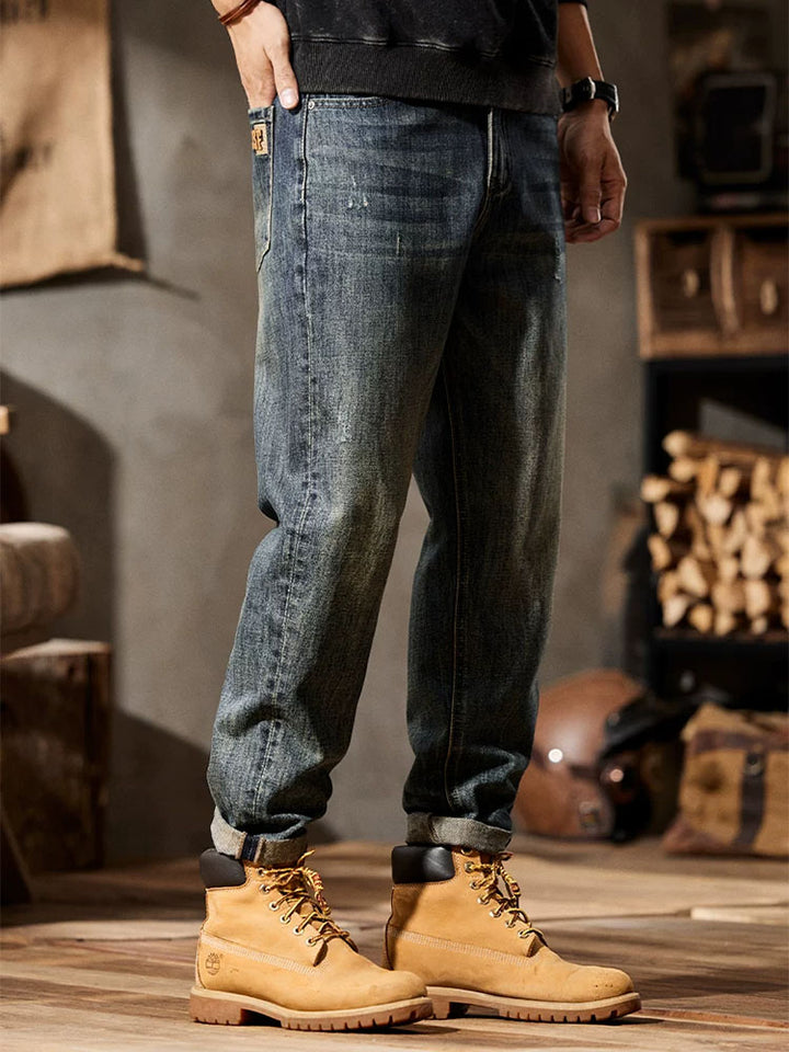 Jeans da uomo modello balloon fit con lavaggio retrò e design multi-tasche