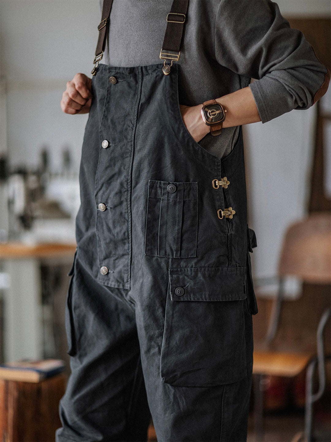 Salopette en toile boutonnée pour homme