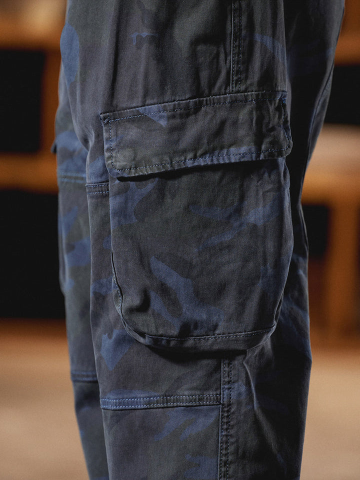Pantaloni cargo mimetici da uomo ispirati all&